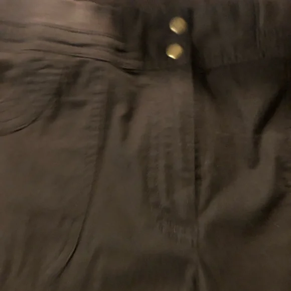 Capris with pockets in dark brown - Picture 8 of 10